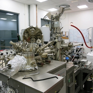 LT STM (QPlus AFM) Omicron NanoTechnology vacuum system