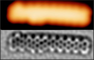 Obrazy STM (góra) i nc-AFM (dół) nanowstążki grafenowej domieszkowanej 3 atomami siarki [16].